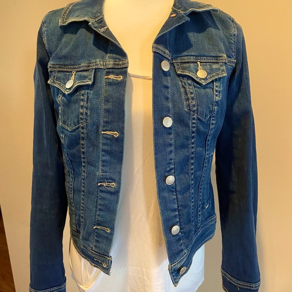 Old Navy Jackets & Blazers - Old Navy jean jacket EUC